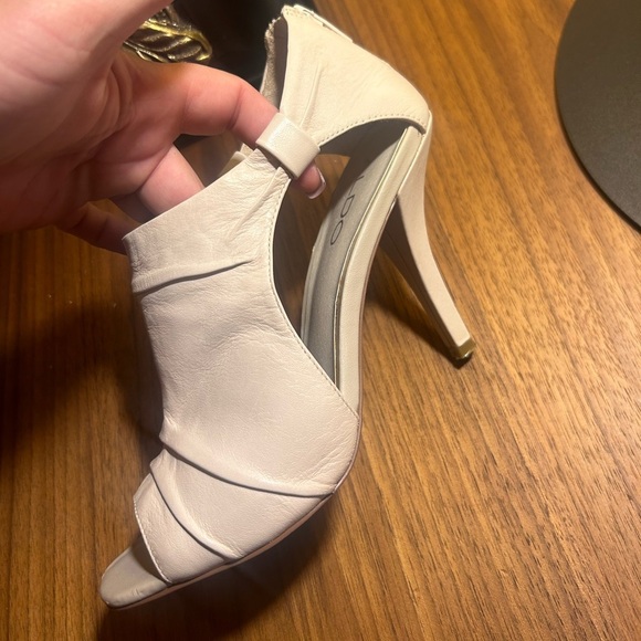 Aldo Women's Heels in Light Pink - Picture 6 of 10